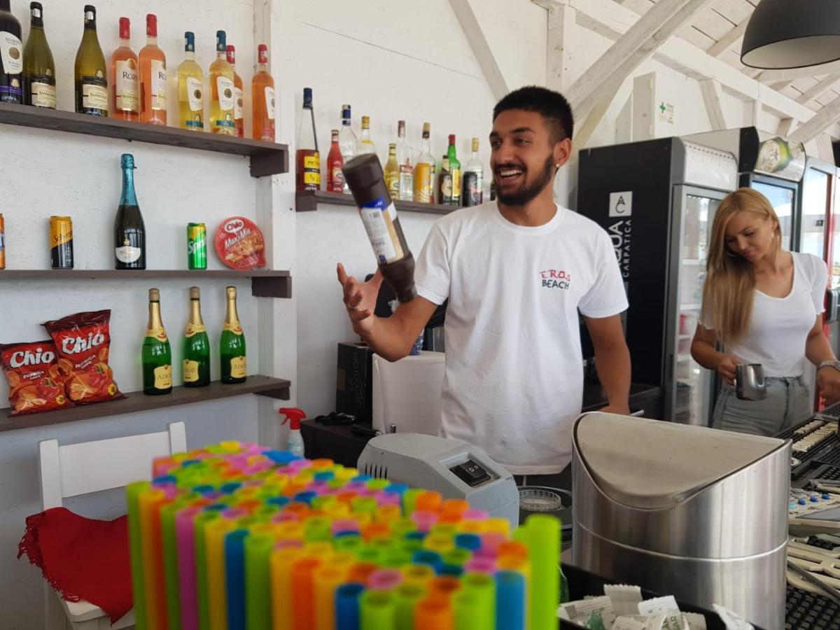 Eros Beach Resort Năvodari Kültér fotó