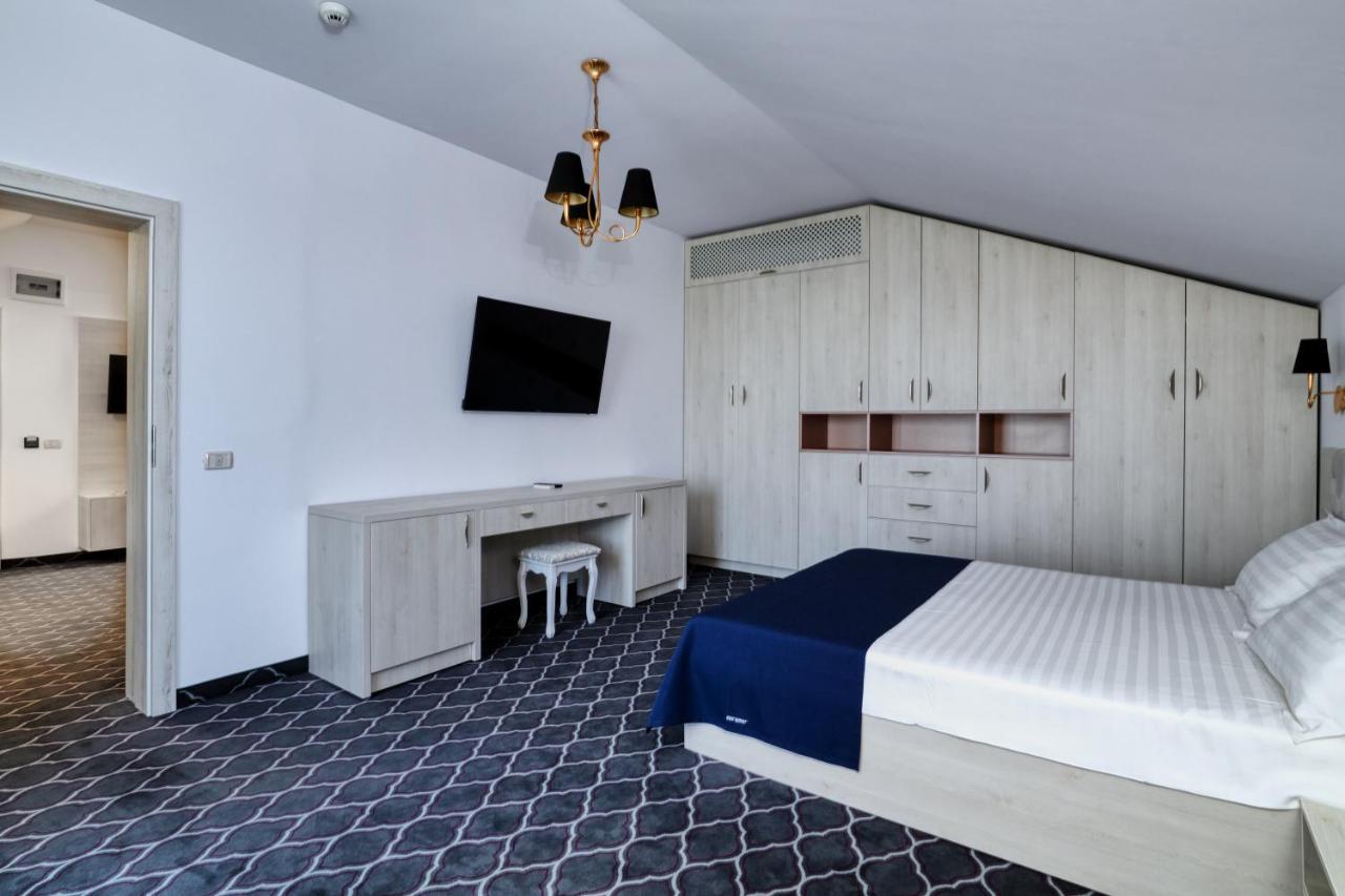 Eros Beach Resort Năvodari Kültér fotó