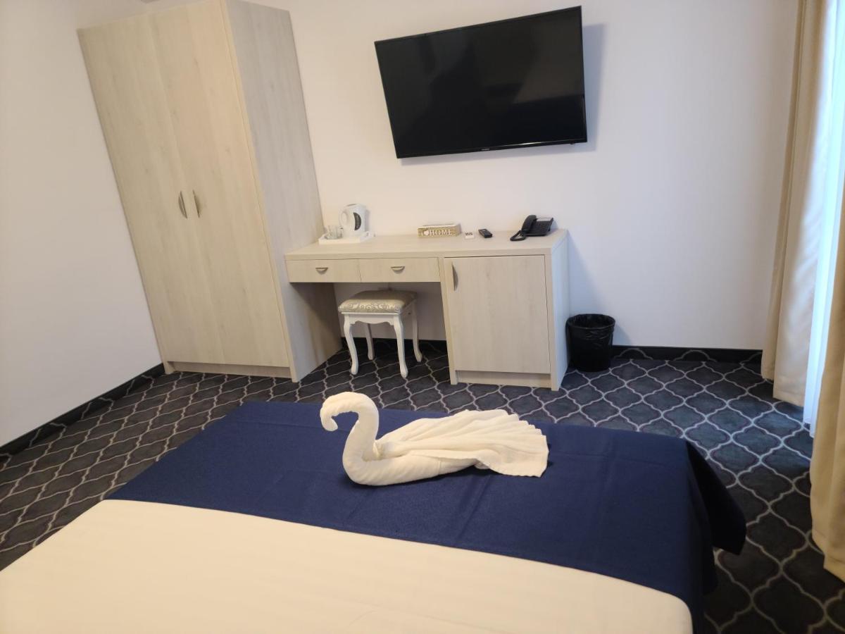 Eros Beach Resort Năvodari Kültér fotó