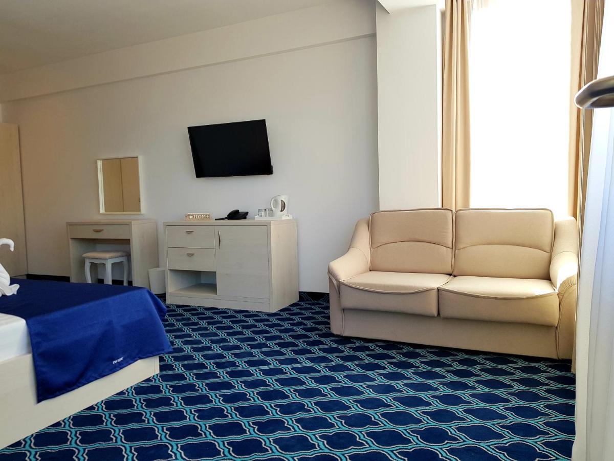 Eros Beach Resort Năvodari Kültér fotó