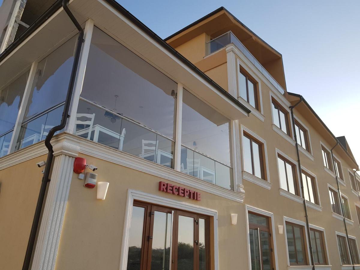 Eros Beach Resort Năvodari Kültér fotó